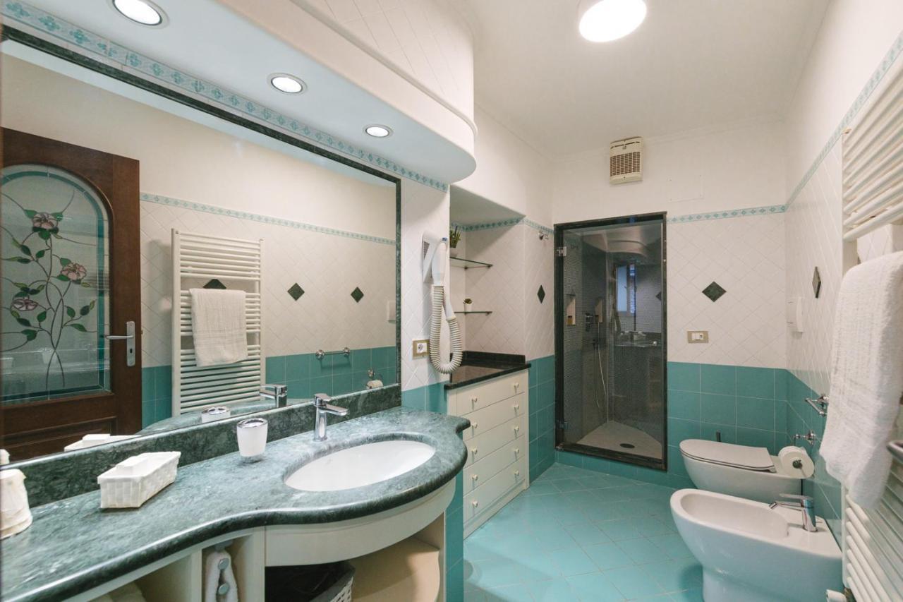 Casa La Bifora Lejlighed Sorrento Eksteriør billede