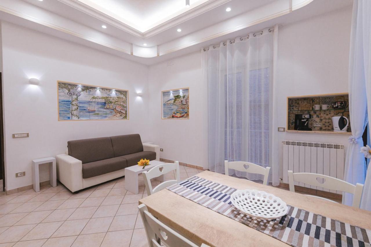 Casa La Bifora Lejlighed Sorrento Eksteriør billede