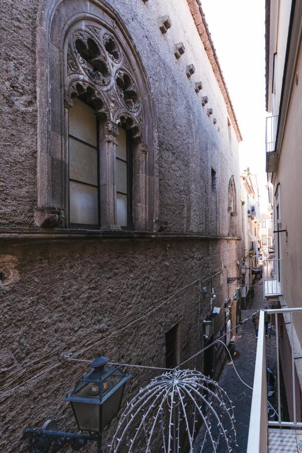 Casa La Bifora Lejlighed Sorrento Eksteriør billede